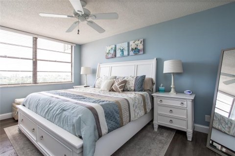 Copropriété à louer à Saint Petersburg, Floride: 2 chambres, 95.69 m2 № 2234152 - photo 17
