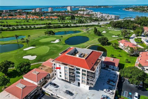 Copropriété à louer à Saint Petersburg, Floride: 2 chambres, 95.69 m2 № 2234152 - photo 4