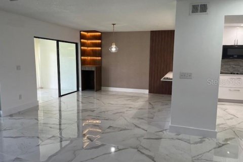 Adosado en venta en Orlando, Florida, 3 dormitorios, 194.17 m2 № 1821083 - foto 10