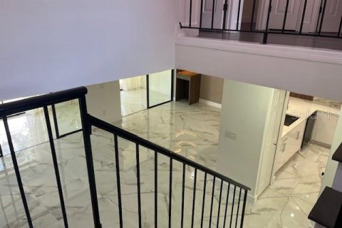 Adosado en venta en Orlando, Florida, 3 dormitorios, 194.17 m2 № 1821083 - foto 16