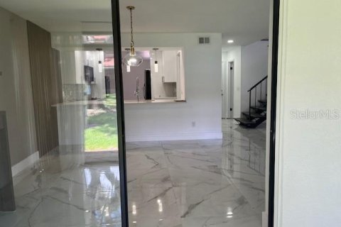 Adosado en venta en Orlando, Florida, 3 dormitorios, 194.17 m2 № 1821083 - foto 14