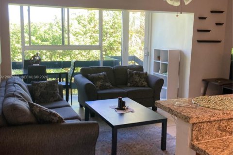 Apartamento en alquiler en Oakland Park, Florida, 3 dormitorios, 93.18 m2 № 2072654 - foto 3
