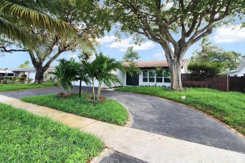 Villa ou maison à vendre à Hollywood, Floride: 3 chambres, 174.56 m2 № 2005881 - photo 2