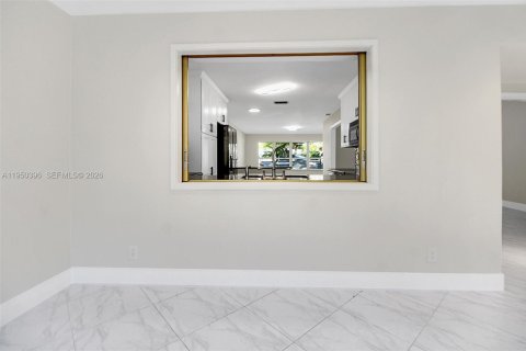 Villa ou maison à vendre à Hollywood, Floride: 3 chambres, 174.56 m2 № 2005881 - photo 15