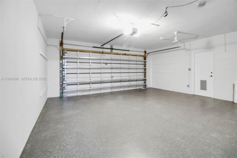 Villa ou maison à vendre à Hollywood, Floride: 3 chambres, 174.56 m2 № 2005881 - photo 17