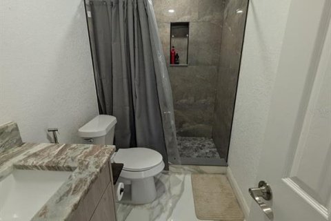 Villa ou maison à vendre à Orlando, Floride: 5 chambres, 195.28 m2 № 2156937 - photo 6