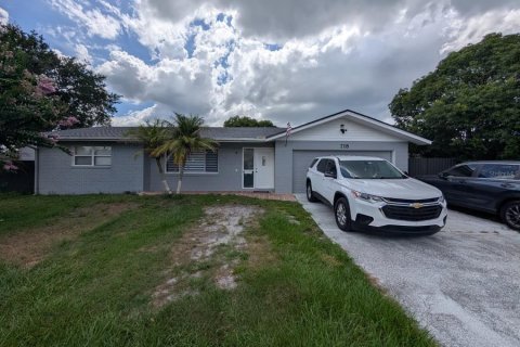 Villa ou maison à vendre à Orlando, Floride: 5 chambres, 195.28 m2 № 2156937 - photo 1