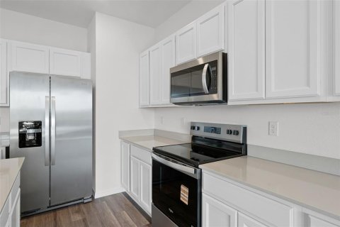 Adosado en venta en Winter Haven, Florida, 3 dormitorios, 163.32 m2 № 2215467 - foto 15