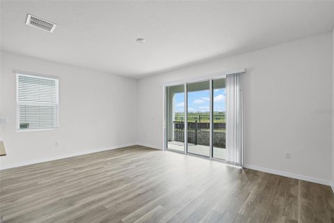 Adosado en venta en Winter Haven, Florida, 3 dormitorios, 163.32 m2 № 2215467 - foto 8