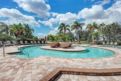 Condominio en venta en Bradenton, Florida, 2 dormitorios, 107.4 m2 № 2097297 - foto 26