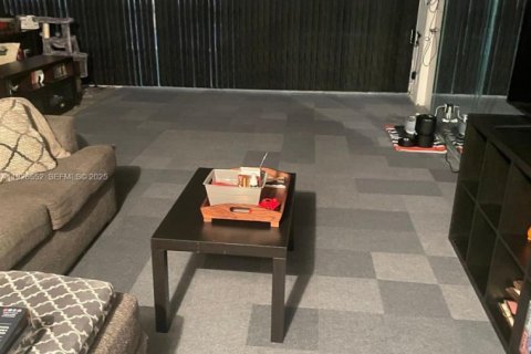 Copropriété à louer à Hallandale Beach, Floride: 2 chambres, 112.41 m2 № 1985761 - photo 6