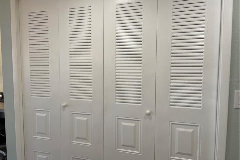 Купить кондоминиум в Лутц, Флорида 5 комнат, 114.08м2, № 1559071 - фото 21