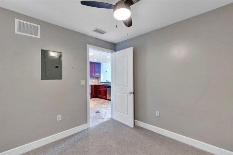 Condo in Orlando, Florida, 1 bedroom  № 1824743 - photo 4