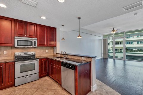 Condo in Orlando, Florida, 1 bedroom  № 1824743 - photo 9