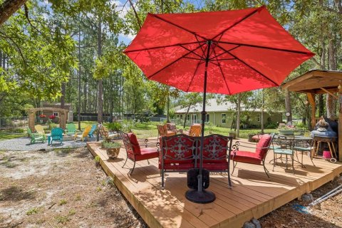 House in Weeki Wachee, Florida 3 bedrooms, 185.62 sq.m. № 2236285 - photo 6