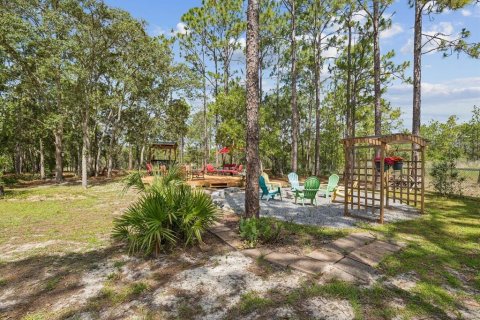 House in Weeki Wachee, Florida 3 bedrooms, 185.62 sq.m. № 2236285 - photo 8