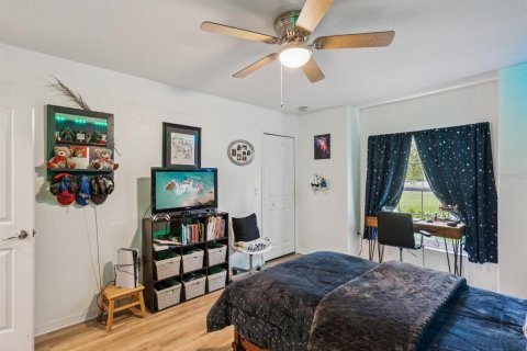 House in Weeki Wachee, Florida 3 bedrooms, 185.62 sq.m. № 2236285 - photo 21