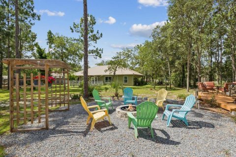 House in Weeki Wachee, Florida 3 bedrooms, 185.62 sq.m. № 2236285 - photo 7