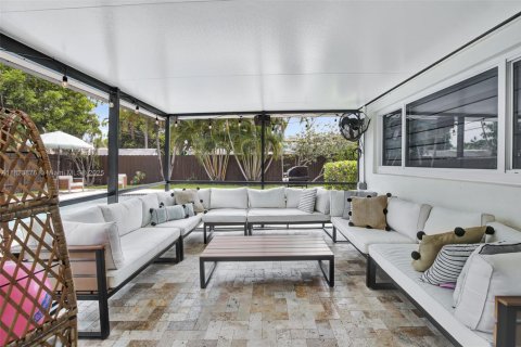 Villa ou maison à vendre à Hollywood, Floride: 3 chambres № 1958379 - photo 28