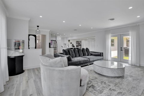 Villa ou maison à vendre à Hollywood, Floride: 3 chambres № 1958379 - photo 13