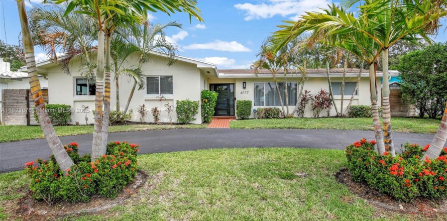 Villa ou maison à Hollywood, Floride 3 chambres № 1958379