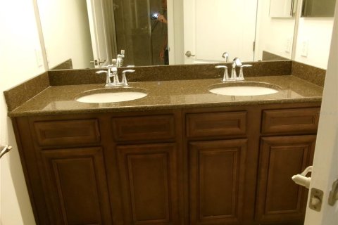 Adosado en alquiler en Kissimmee, Florida, 4 dormitorios, 175.03 m2 № 2428689 - foto 5