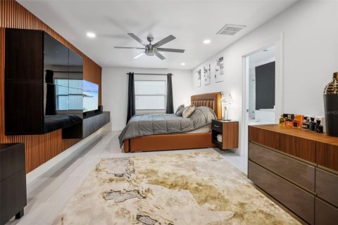 Casa en venta en Redington Beach, Florida, 4 dormitorios, 345.13 m2 № 1508504 - foto 26