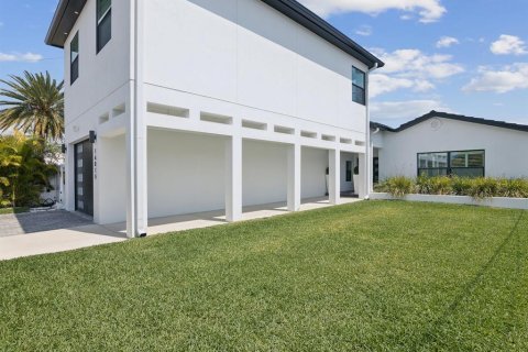 Casa en venta en Redington Beach, Florida, 4 dormitorios, 345.13 m2 № 1508504 - foto 6