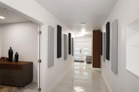 Casa en venta en Redington Beach, Florida, 4 dormitorios, 345.13 m2 № 1508504 - foto 25