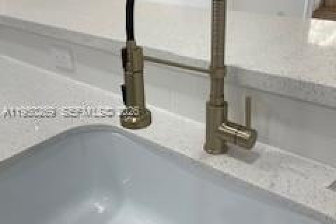 Купить кондоминиум в Хомстед, Флорида 3 спальни, 98.48м2, № 2005856 - фото 9