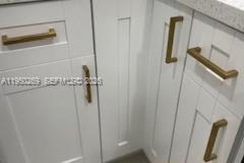 Купить кондоминиум в Хомстед, Флорида 3 спальни, 98.48м2, № 2005856 - фото 7