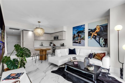 Condo à Miami, Floride, 1 chambre  № 2046248