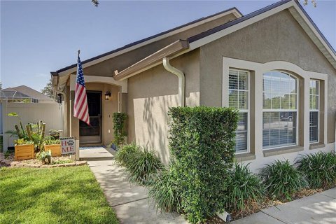 House in Lutz, Florida 3 bedrooms, 157.47 sq.m. № 2235437 - photo 2