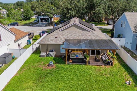 House in Lutz, Florida 3 bedrooms, 157.47 sq.m. № 2235437 - photo 3