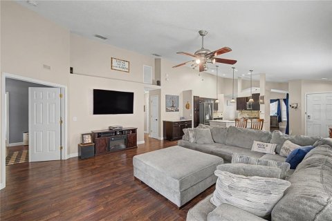 House in Lutz, Florida 3 bedrooms, 157.47 sq.m. № 2235437 - photo 29