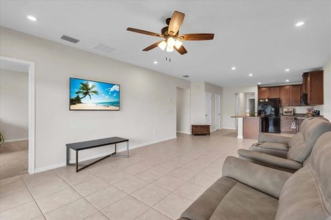 Villa ou maison à vendre à Land O' Lakes, Floride: 3 chambres, 142.33 m2 № 1836858 - photo 5
