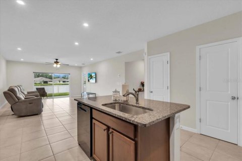 Villa ou maison à vendre à Land O' Lakes, Floride: 3 chambres, 142.33 m2 № 1836858 - photo 9