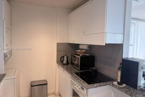 Copropriété à louer à Miami, Floride: 2 chambres, 107.12 m2 № 2273353 - photo 17