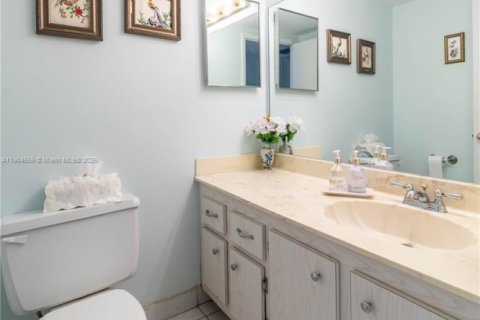 Copropriété à louer à Hollywood, Floride: 1 chambre, 83.61 m2 № 2016214 - photo 10