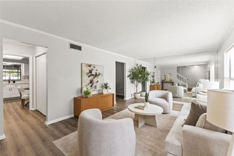 Townhouse in Tampa, Florida 3 bedrooms, 148.64 sq.m. № 2228053 - photo 2
