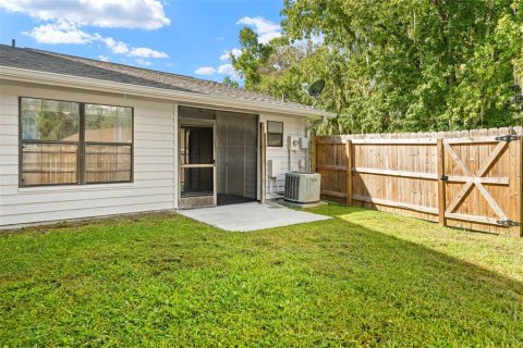 Townhouse in Brooksville, Florida 2 bedrooms, 84.45 sq.m. № 2381116 - photo 6
