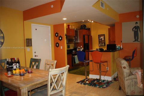 Купить кондоминиум в Авентура, Флорида 2 спальни, 98.66м2, № 2022681 - фото 7