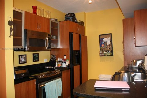 Купить кондоминиум в Авентура, Флорида 2 спальни, 98.66м2, № 2022681 - фото 9