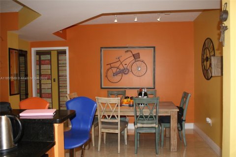 Купить кондоминиум в Авентура, Флорида 2 спальни, 98.66м2, № 2022681 - фото 10