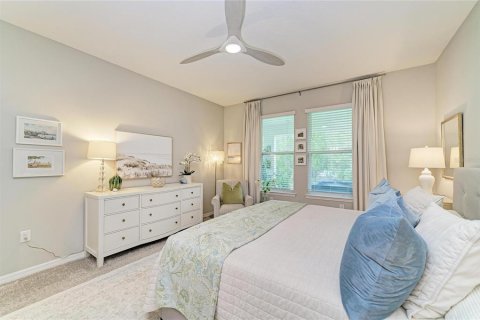 House in Parrish, Florida 4 bedrooms, 215.44 sq.m. № 2216790 - photo 23