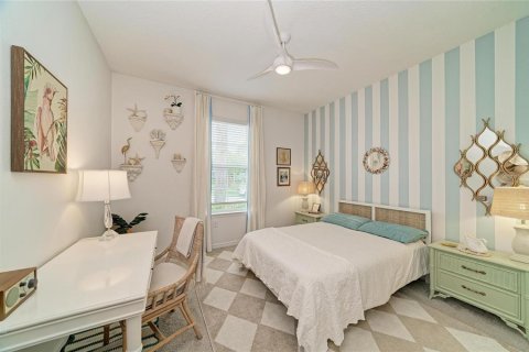 House in Parrish, Florida 4 bedrooms, 215.44 sq.m. № 2216790 - photo 29