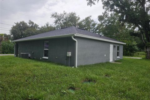 House in Auburndale, Florida 3 bedrooms, 108.97 sq.m. № 1918592 - photo 21