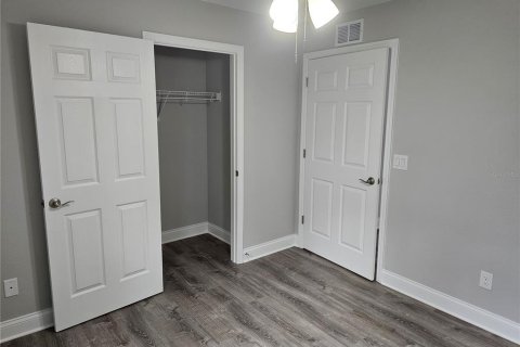 House in Auburndale, Florida 3 bedrooms, 108.97 sq.m. № 1918592 - photo 14