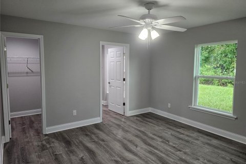 House in Auburndale, Florida 3 bedrooms, 108.97 sq.m. № 1918592 - photo 9