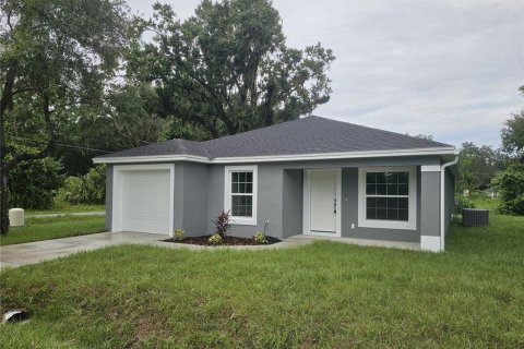 House in Auburndale, Florida 3 bedrooms, 108.97 sq.m. № 1918592 - photo 20
